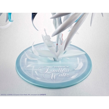 Mobile Suit Gundam x Vocaloid - Hatsune Miku (Wing Gundam Zero EW 45th Anniversary Ver.) - Lucrea
