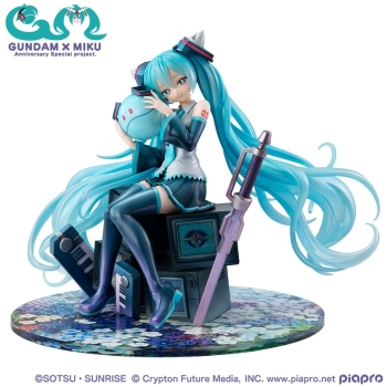 Mobile Suit Gundam x Vocaloid - Hatsune Miku (OO Gundam 45th Anniversary Ver.) - Lucrea