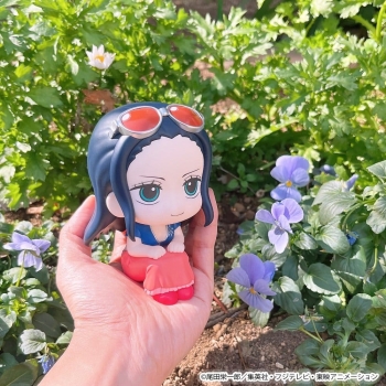 One Piece - Nico Robin - Look Up
