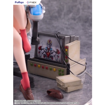 SSSS. Gridman Universe - Rikka Takarada (Gaming Chair Ver.) - F:NEX Statue 1/7